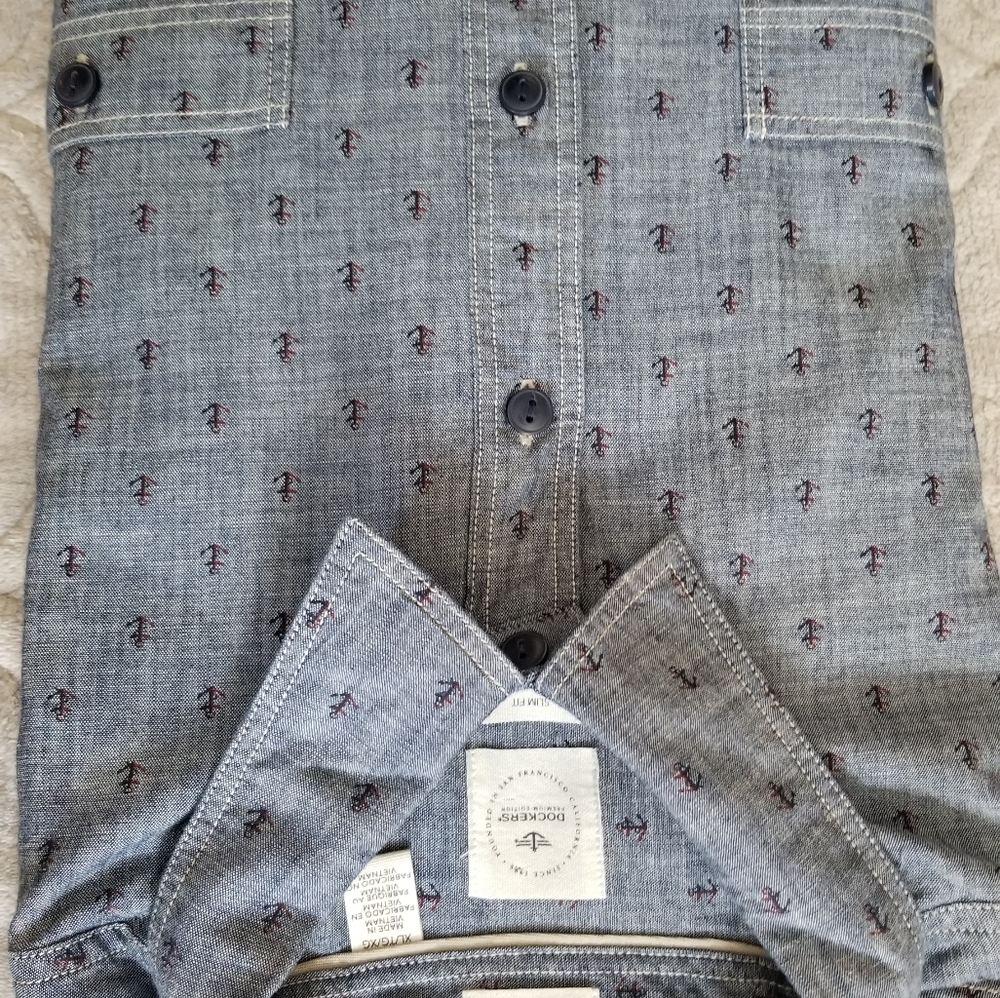 Dockers long sleeve shirt